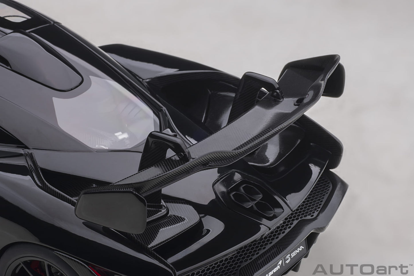 Macheta auto McLaren Senna (2018) 1:18 AutoArt