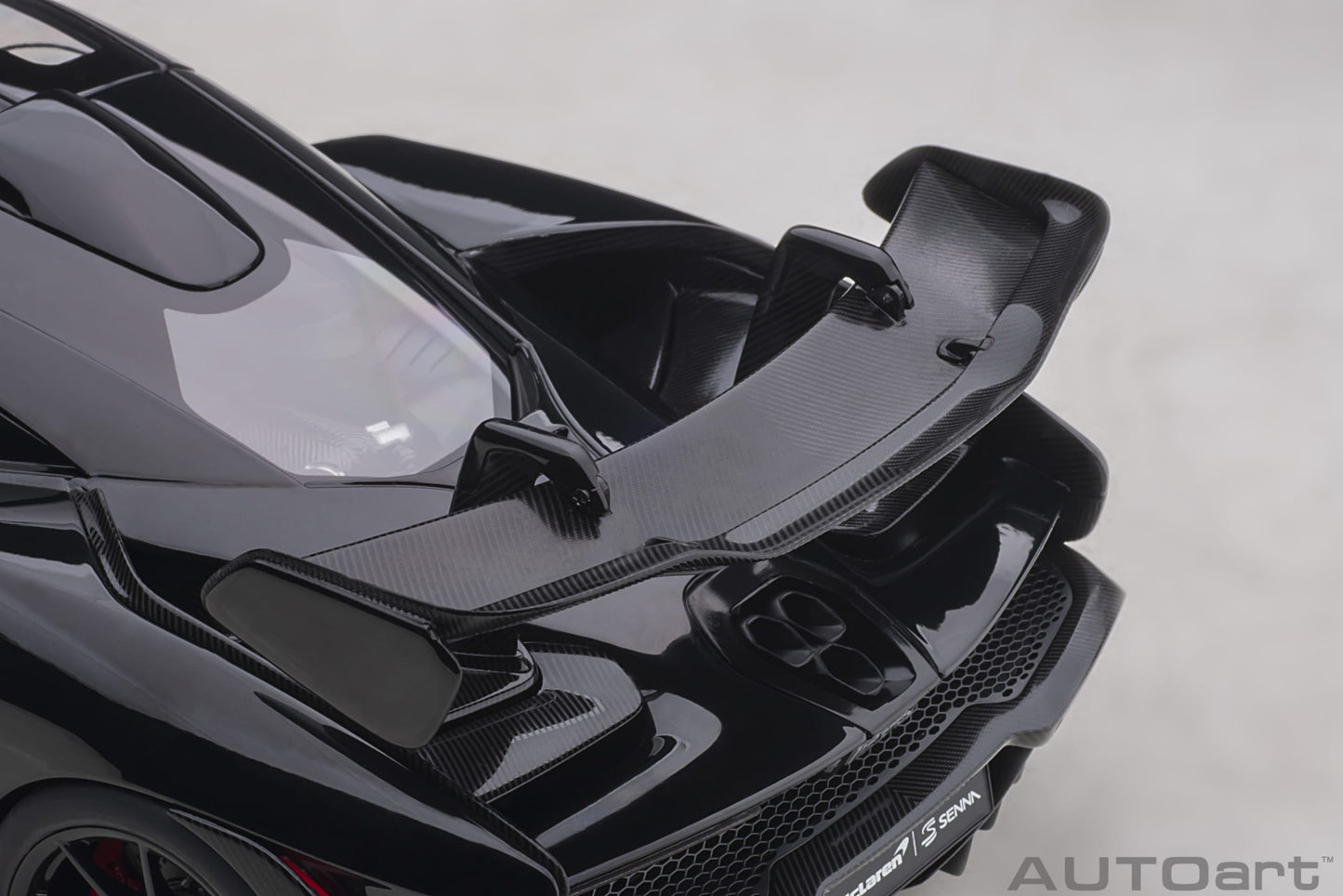 Macheta auto McLaren Senna (2018) 1:18 AutoArt