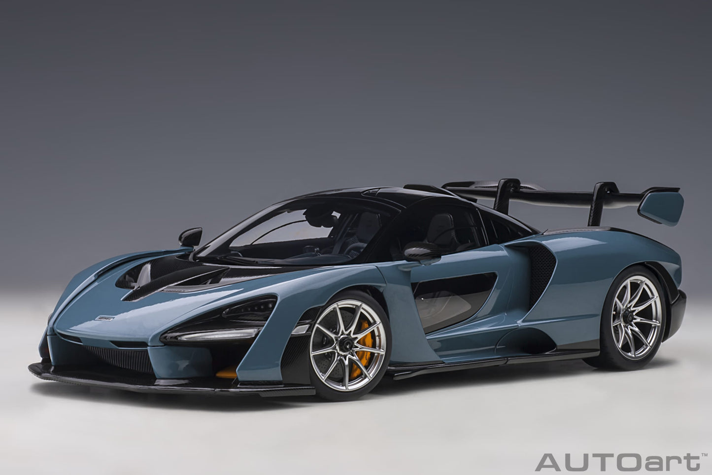 Macheta auto McLaren Senna (2018) 1:18 AutoArt