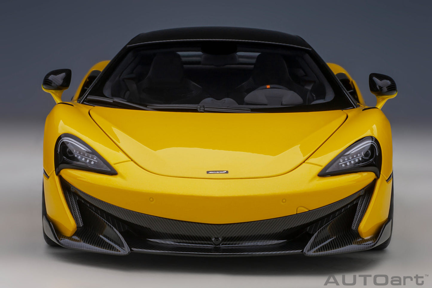 Macheta auto McLaren 600LT (2019) 1:18 AutoArt