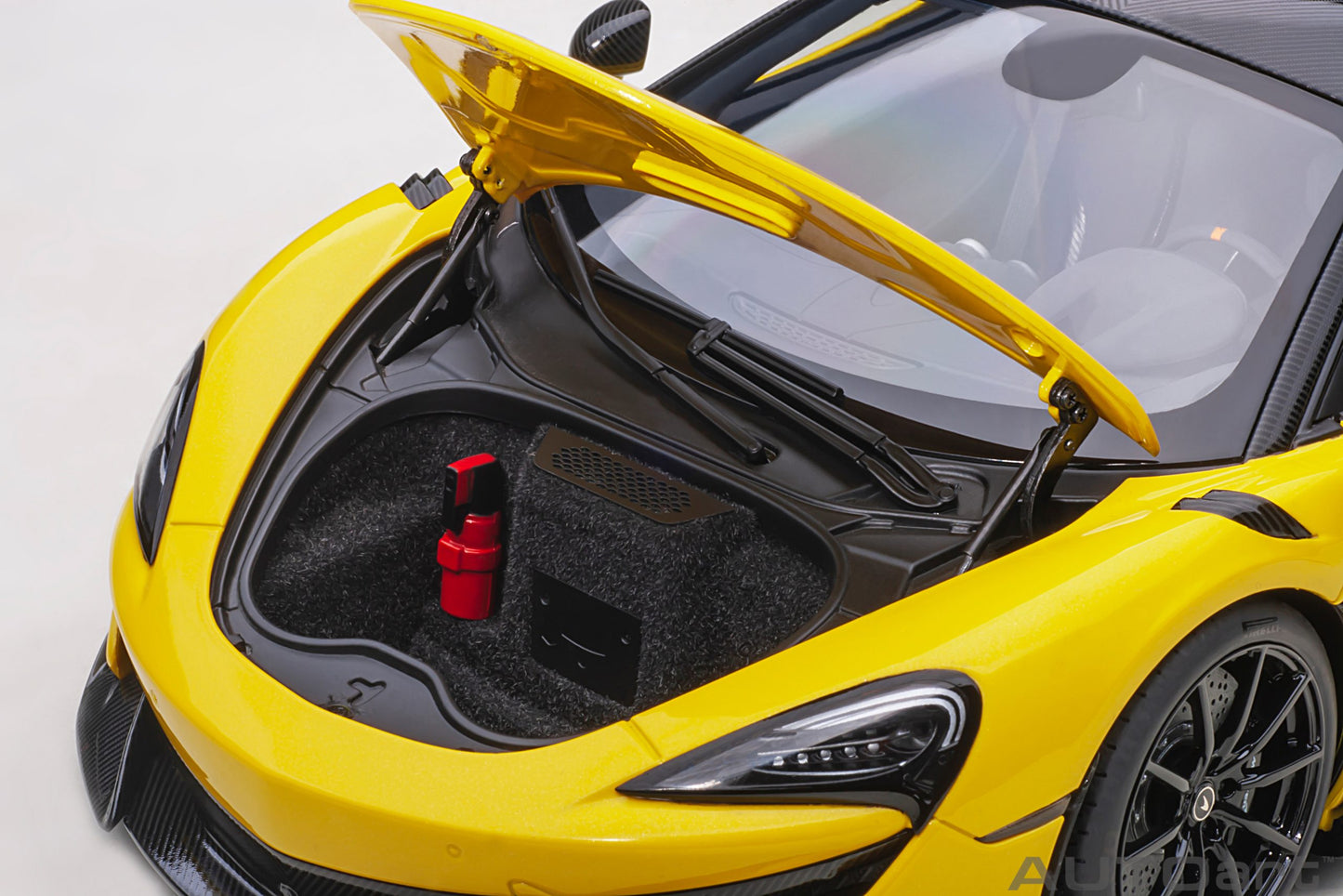 Macheta auto McLaren 600LT (2019) 1:18 AutoArt