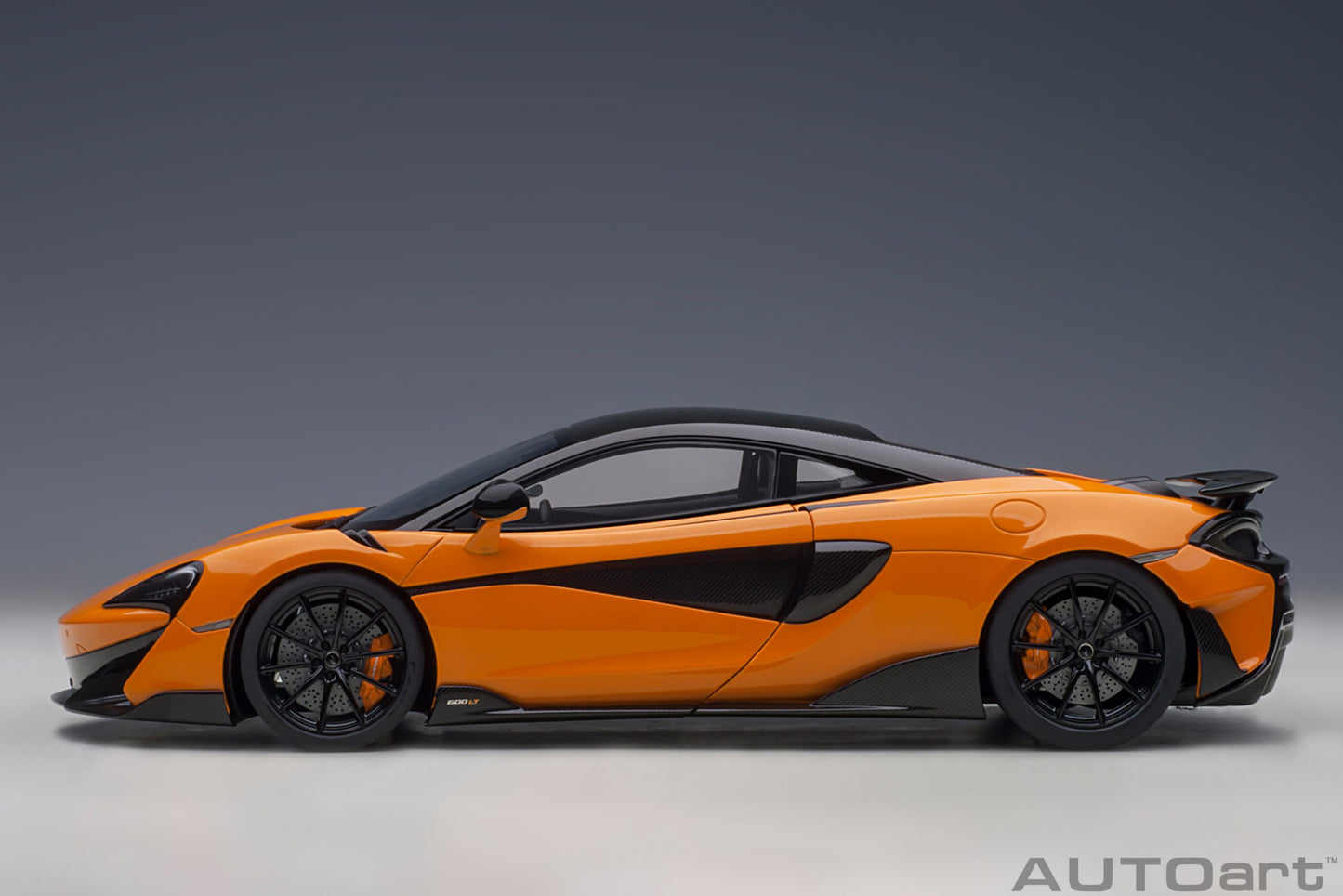 Macheta auto McLaren 600LT (2019) 1:18 AutoArt