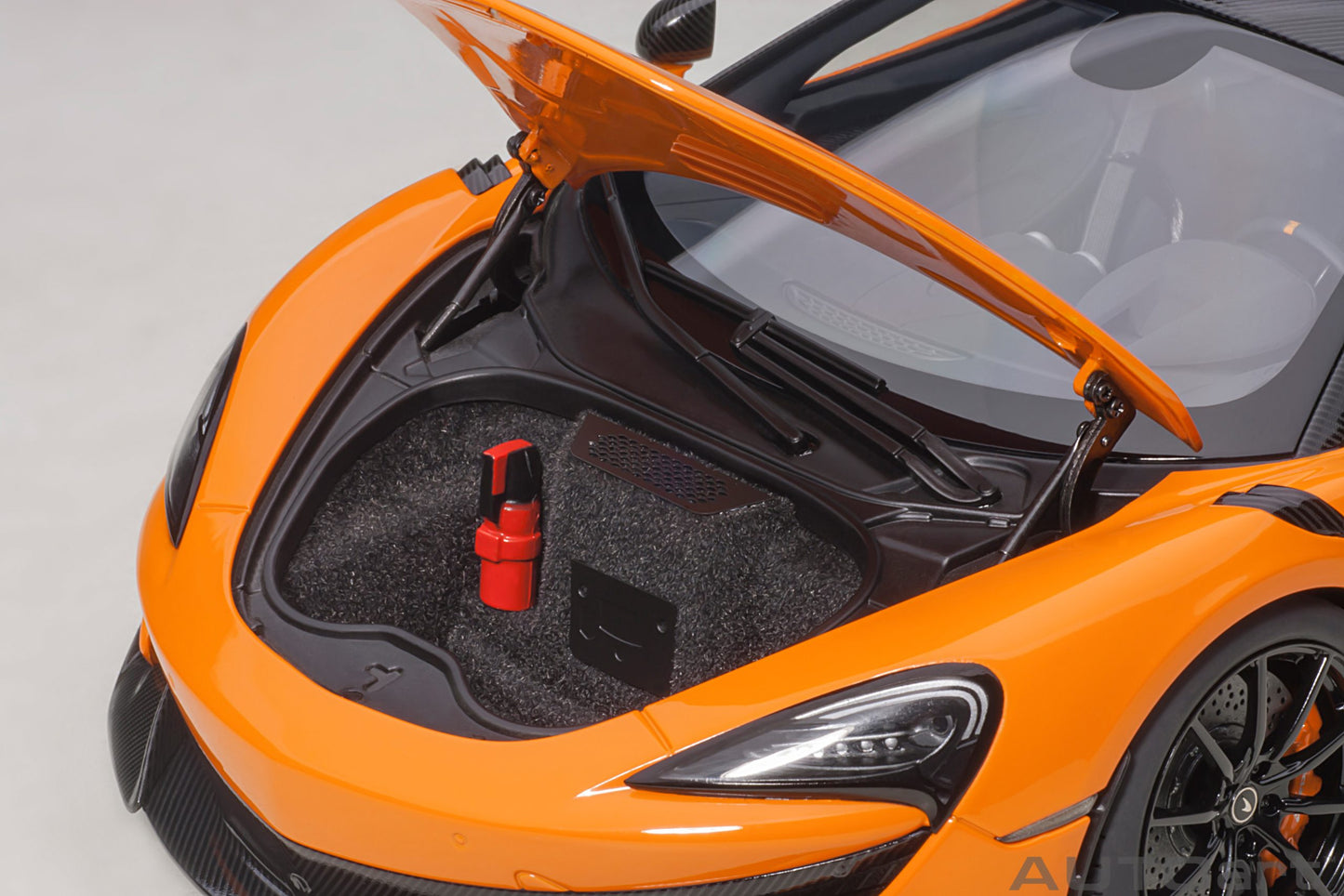 Macheta auto McLaren 600LT (2019) 1:18 AutoArt