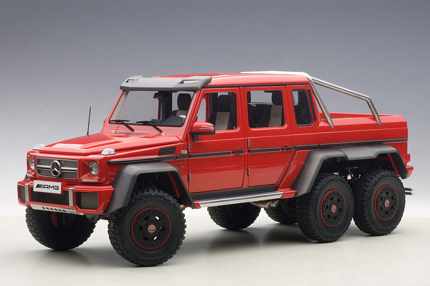 Macheta auto Mercedes-Benz G63 AMG 6×6 (2013) 1:18 AutoArt