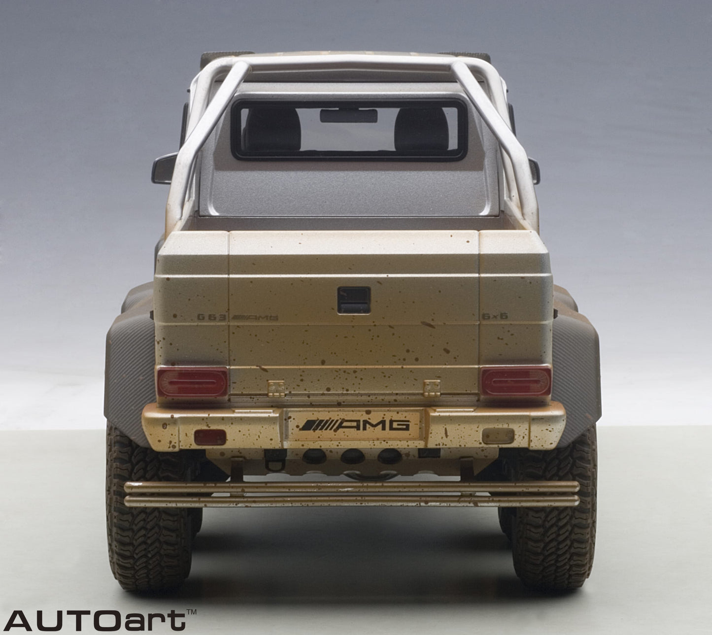 Macheta auto Mercedes-Benz G63 AMG 6×6 "muddy version" (2013) 1:18 AutoArt