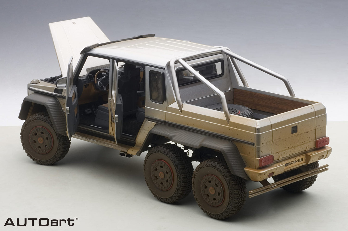 Macheta auto Mercedes-Benz G63 AMG 6×6 "muddy version" (2013) 1:18 AutoArt