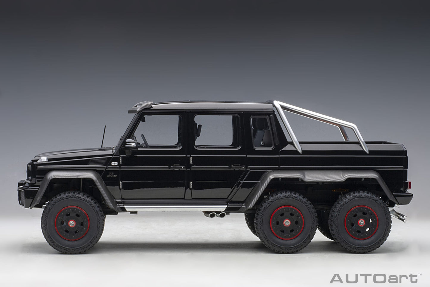 Macheta auto Mercedes-Benz G63 AMG 6×6 (2013) 1:18 AutoArt