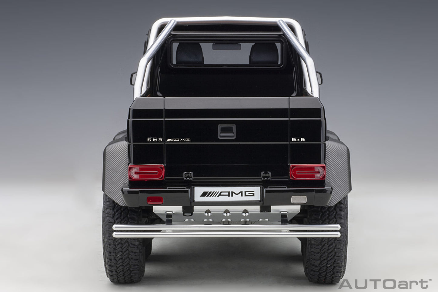 Macheta auto Mercedes-Benz G63 AMG 6×6 (2013) 1:18 AutoArt