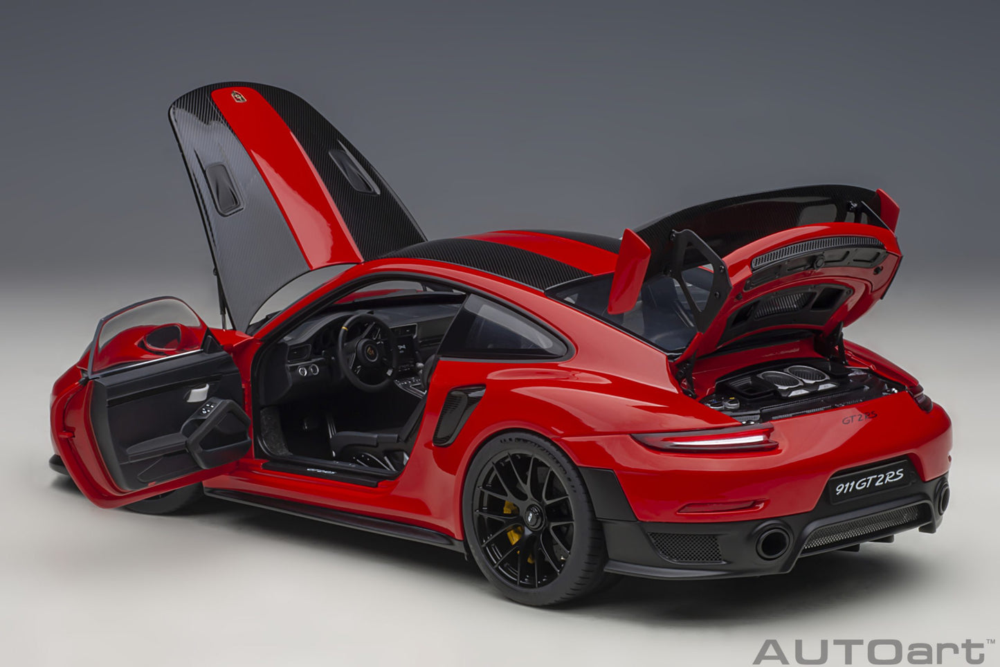 Macheta auto Porsche 911 (991.2) GT2RS Weissach Package (2017) 1:18 AutoArt