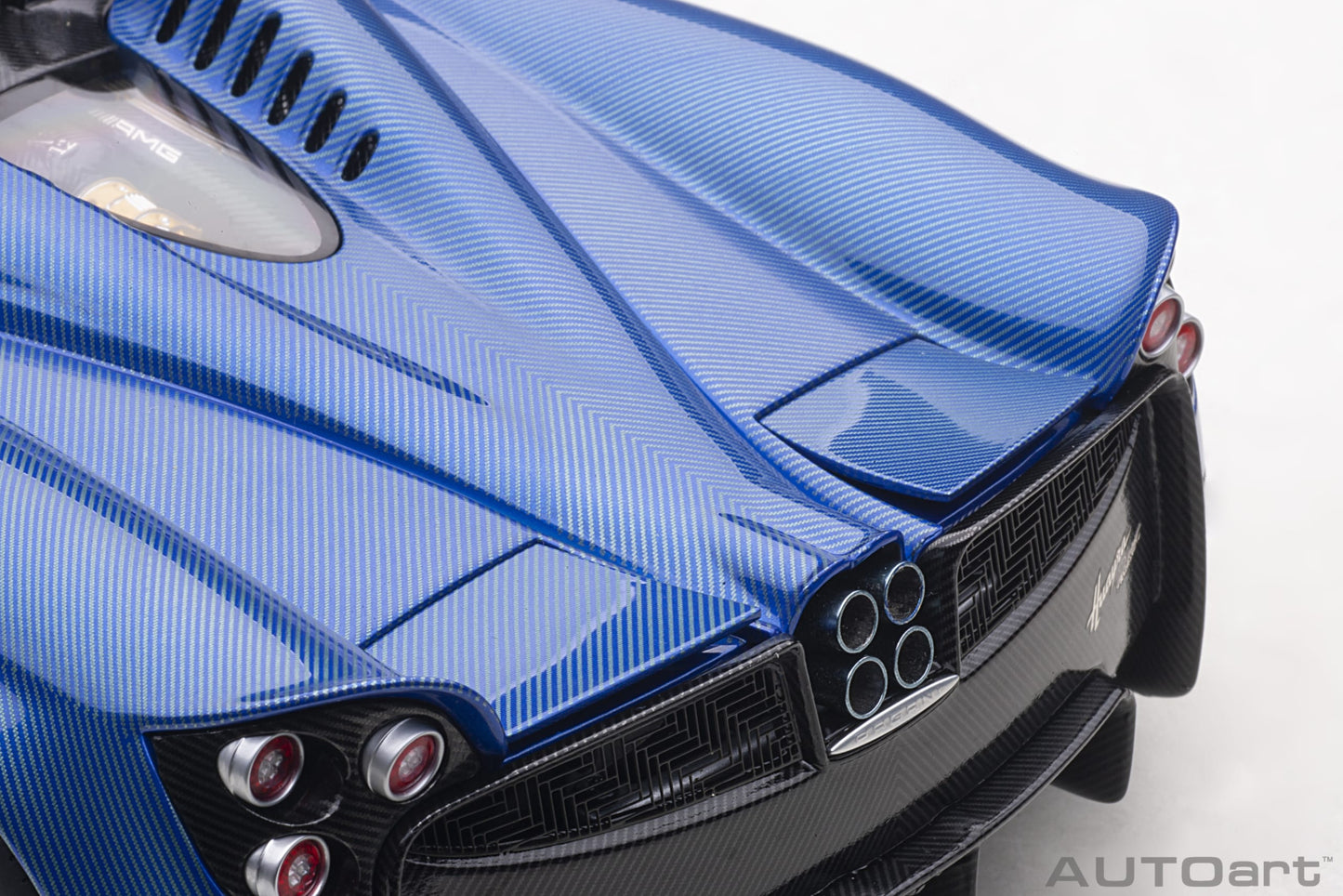 Macheta auto Pagani Huayra Roadster (2017) 1:18 AutoArt