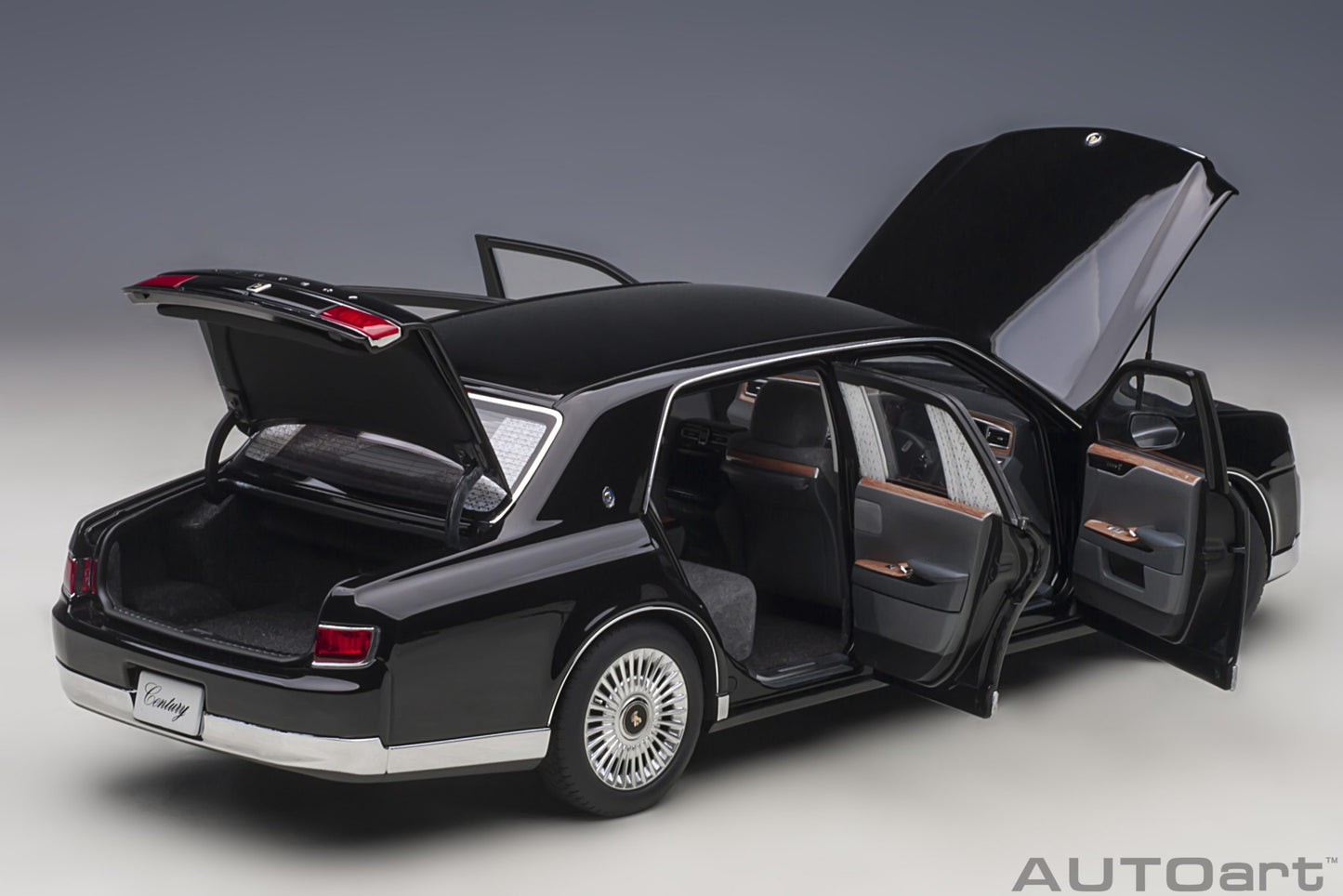 Macheta auto Toyota Century special edition with curtain (2019) 1:18 AutoArt