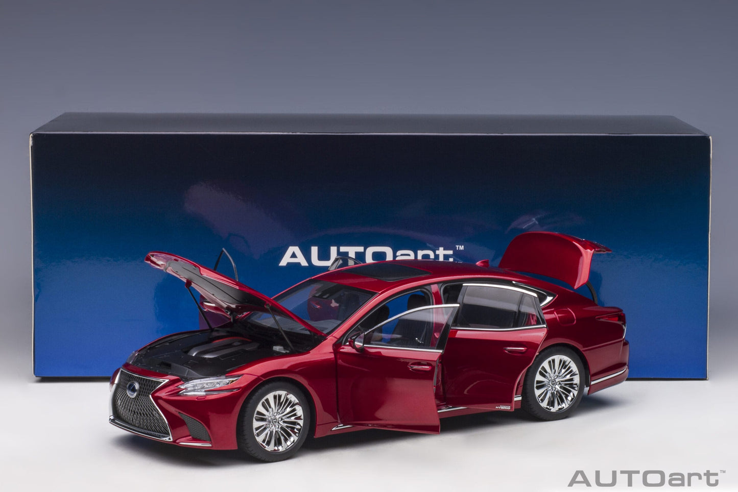 Macheta auto Lexus LS 500H (2018) 1:18 AutoArt