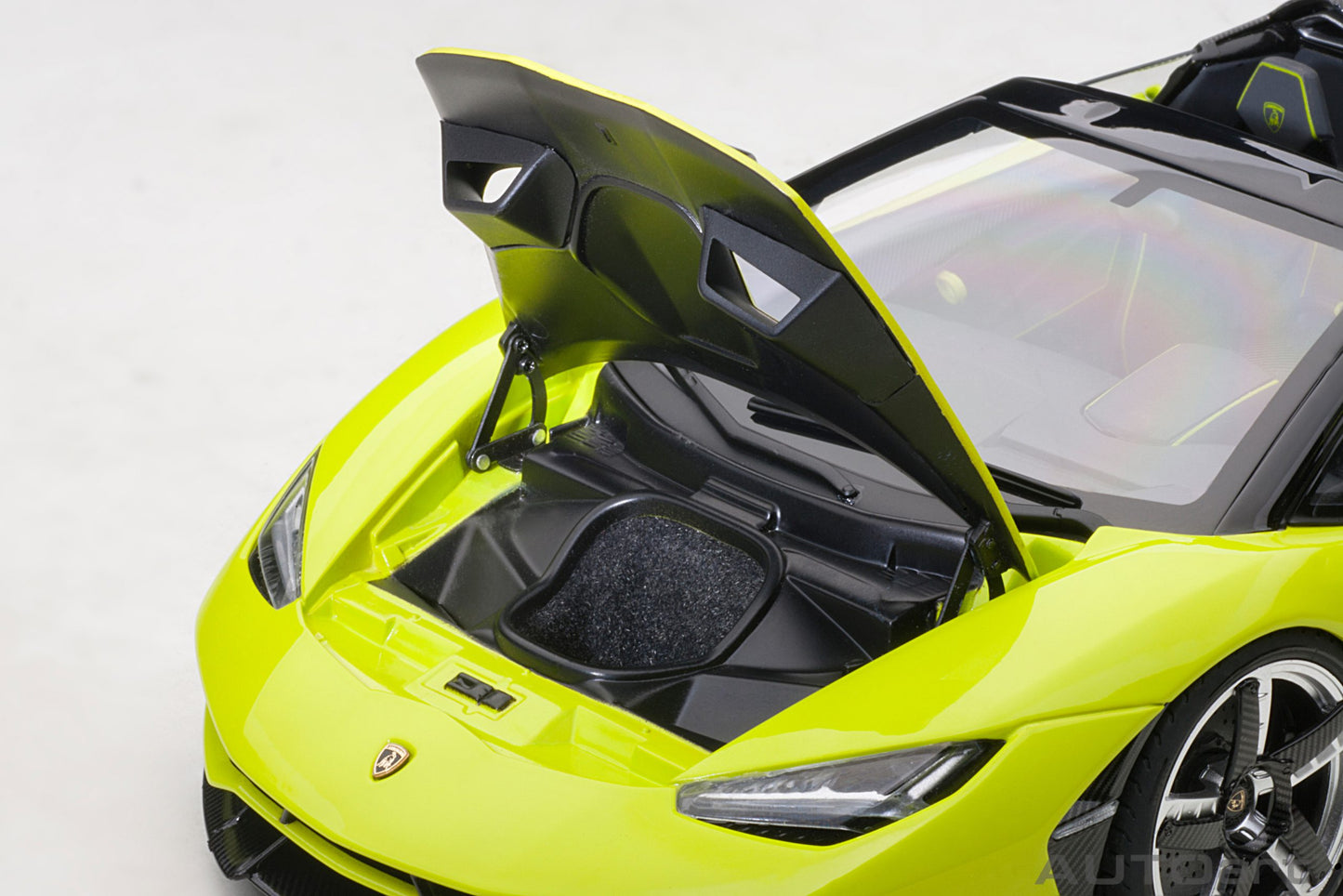 Macheta auto Lamborghini Centenario Roadster (2016) 1:18 AutoArt