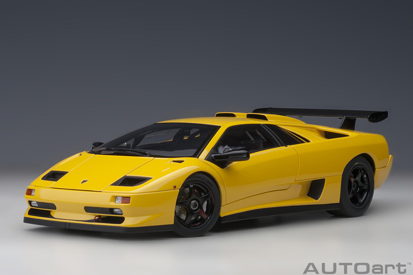 Macheta auto Lamborghini Diablo SV R (1996) 1:18 AutoArt