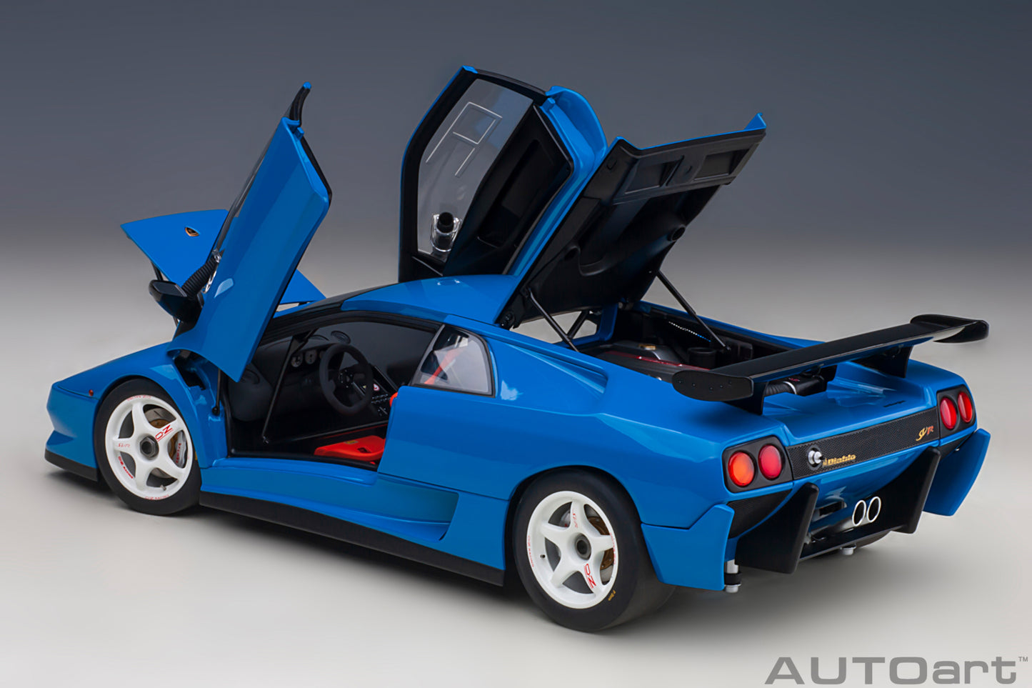 Macheta auto Lamborghini Diablo SV R (1996) 1:18 AutoArt