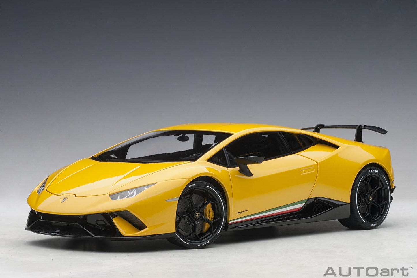 Macheta auto Lamborghini Huracan Performante (2017) 1:18 AutoArt