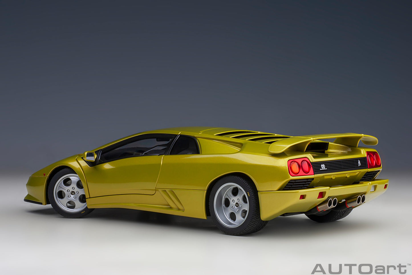 Macheta auto Lamborghini Diablo SE30 (1993) 1:18 AutoArt