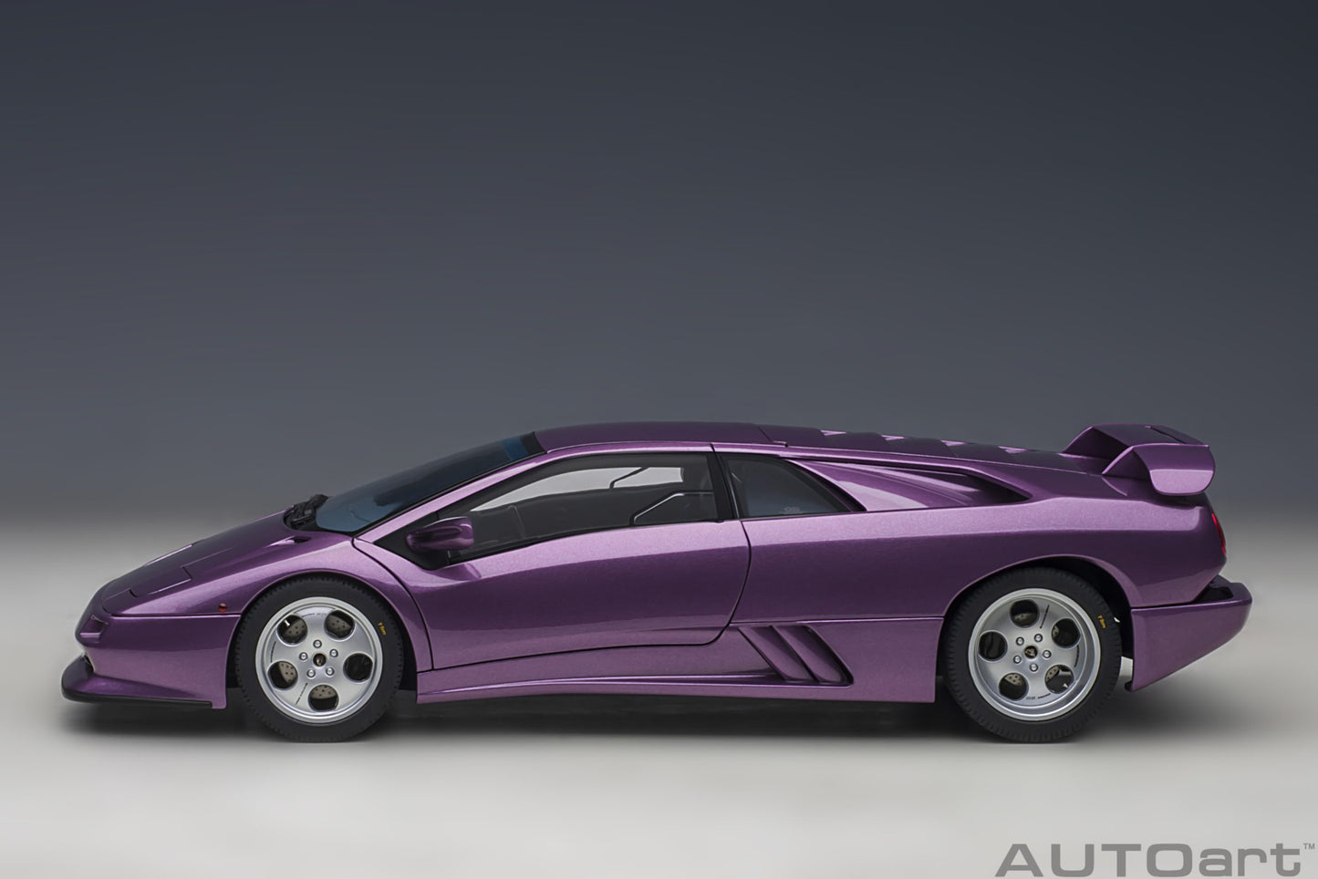 Macheta auto Lamborghini Diablo SE30 (1993) 1:18 AutoArt