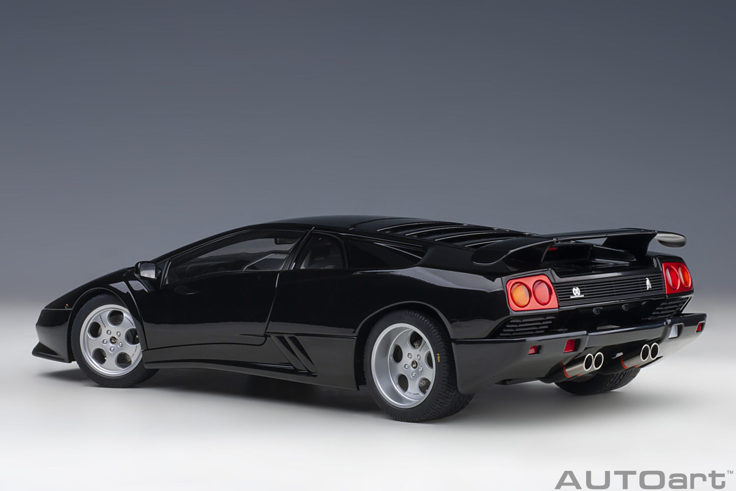 Macheta auto Lamborghini Diablo SE30 (1993) 1:18 AutoArt