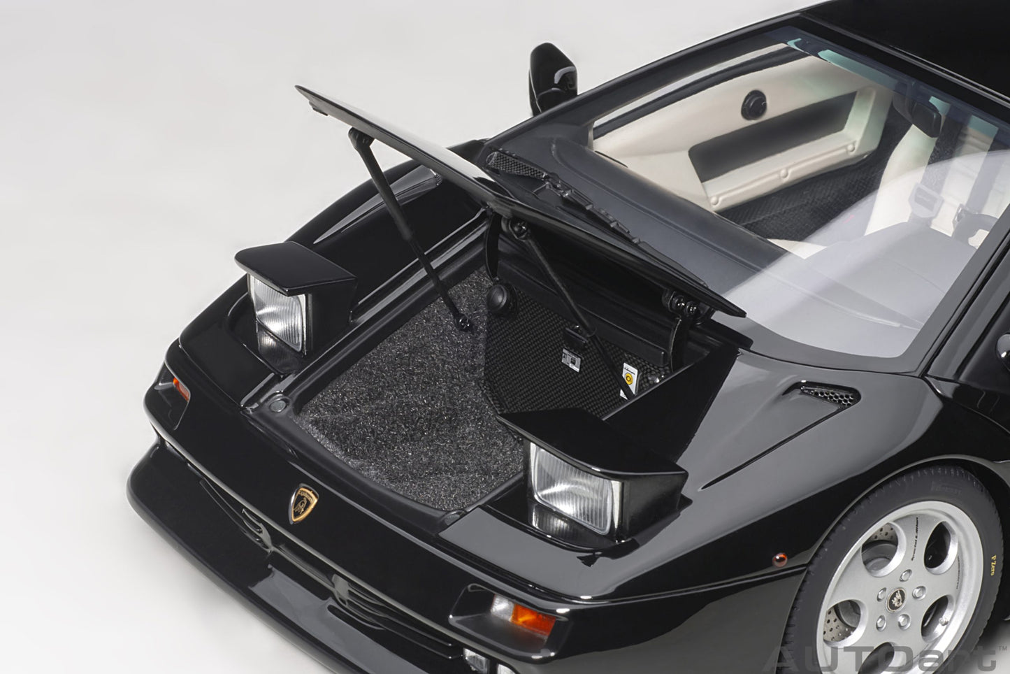 Macheta auto Lamborghini Diablo SE30 (1993) 1:18 AutoArt