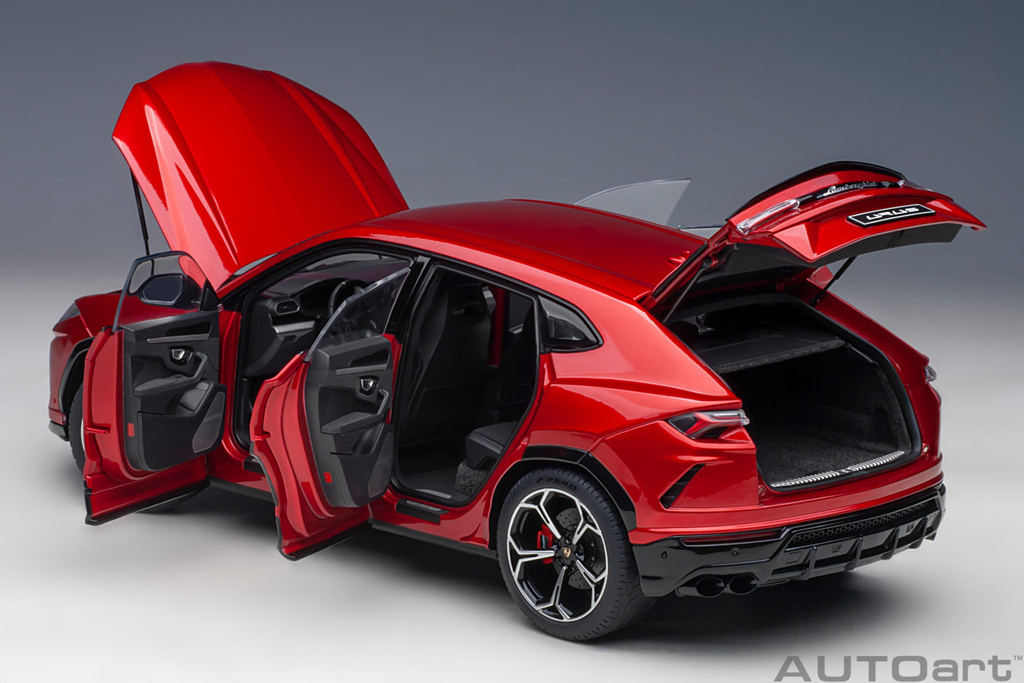 Macheta auto Lamborghini Urus (2018) 1:18 AutoArt