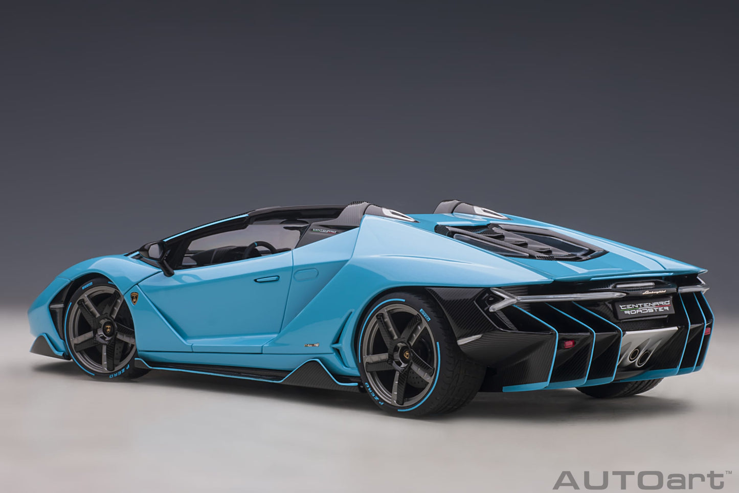 Macheta auto Lamborghini Centenario Roadster (2016) 1:18 AutoArt