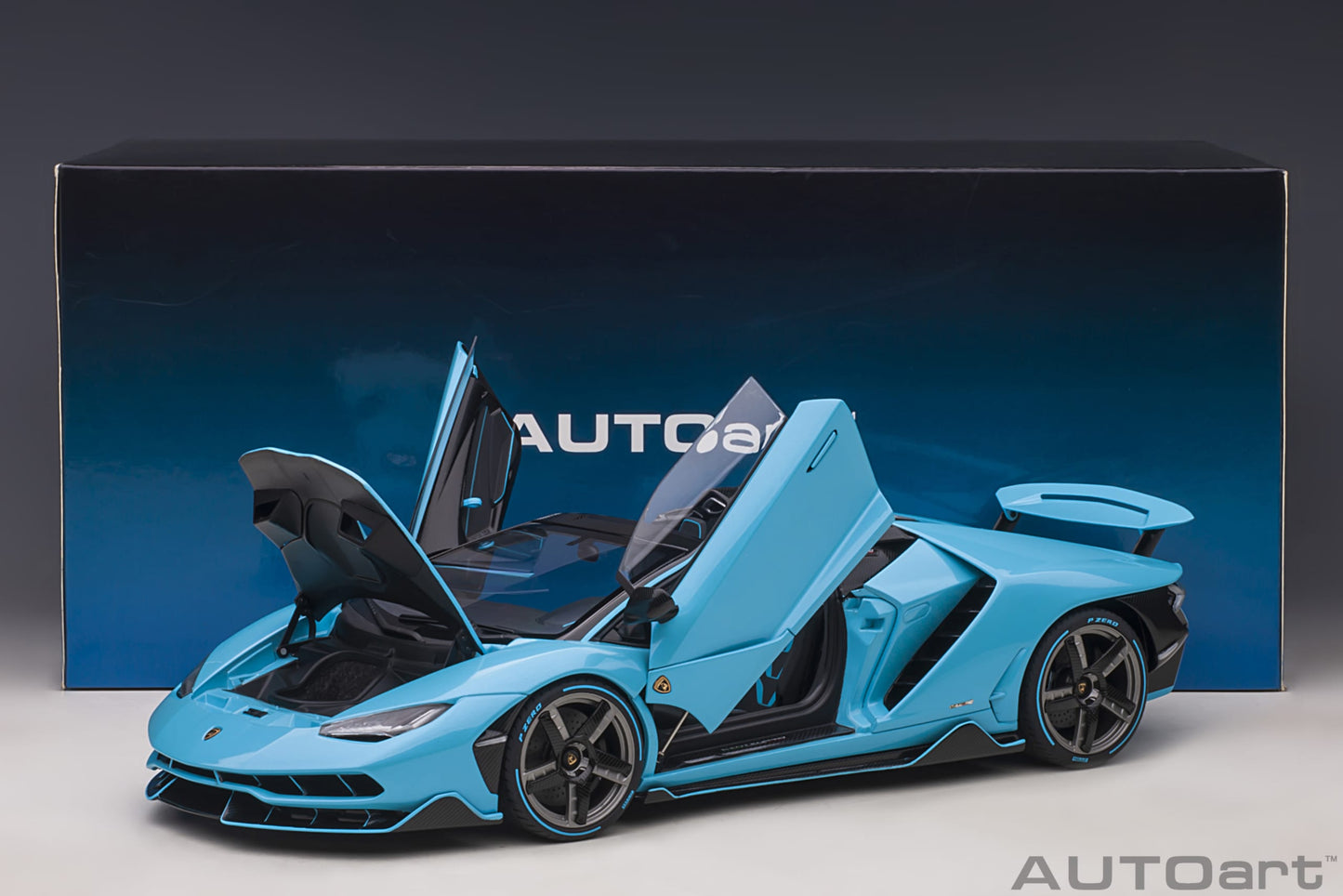 Macheta auto Lamborghini Centenario Roadster (2016) 1:18 AutoArt