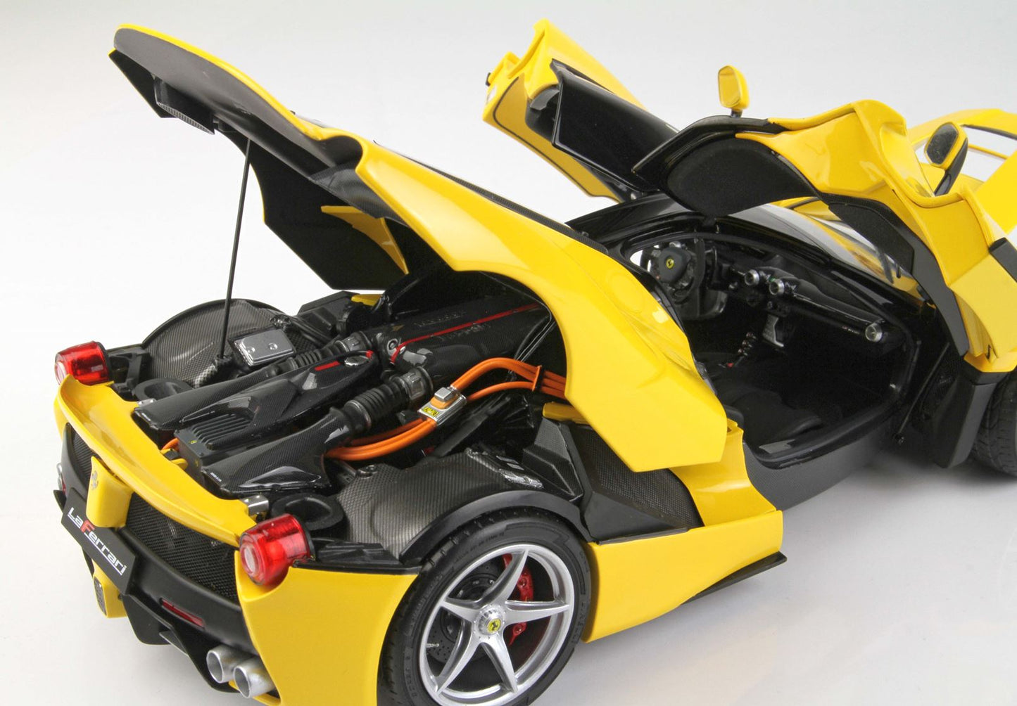 Macheta auto Ferrari La Ferrari (2013) 1:18 BBR