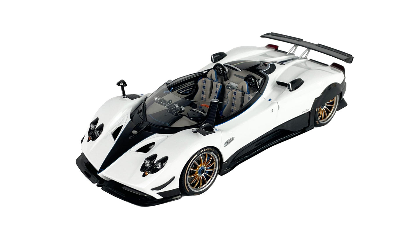 Macheta auto Pagani Zonda HP (2018) 1:18 LCD Models