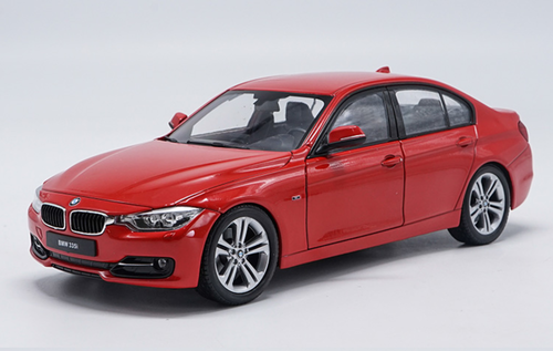 Macheta auto BMW 335i F30 (2012) 1:24 Welly