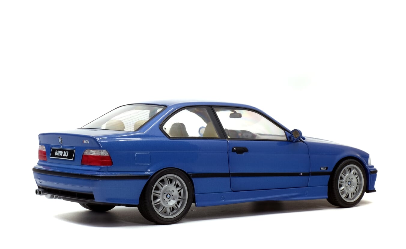 Macheta auto BMW M3 E36  (1994) 1:18 Solido