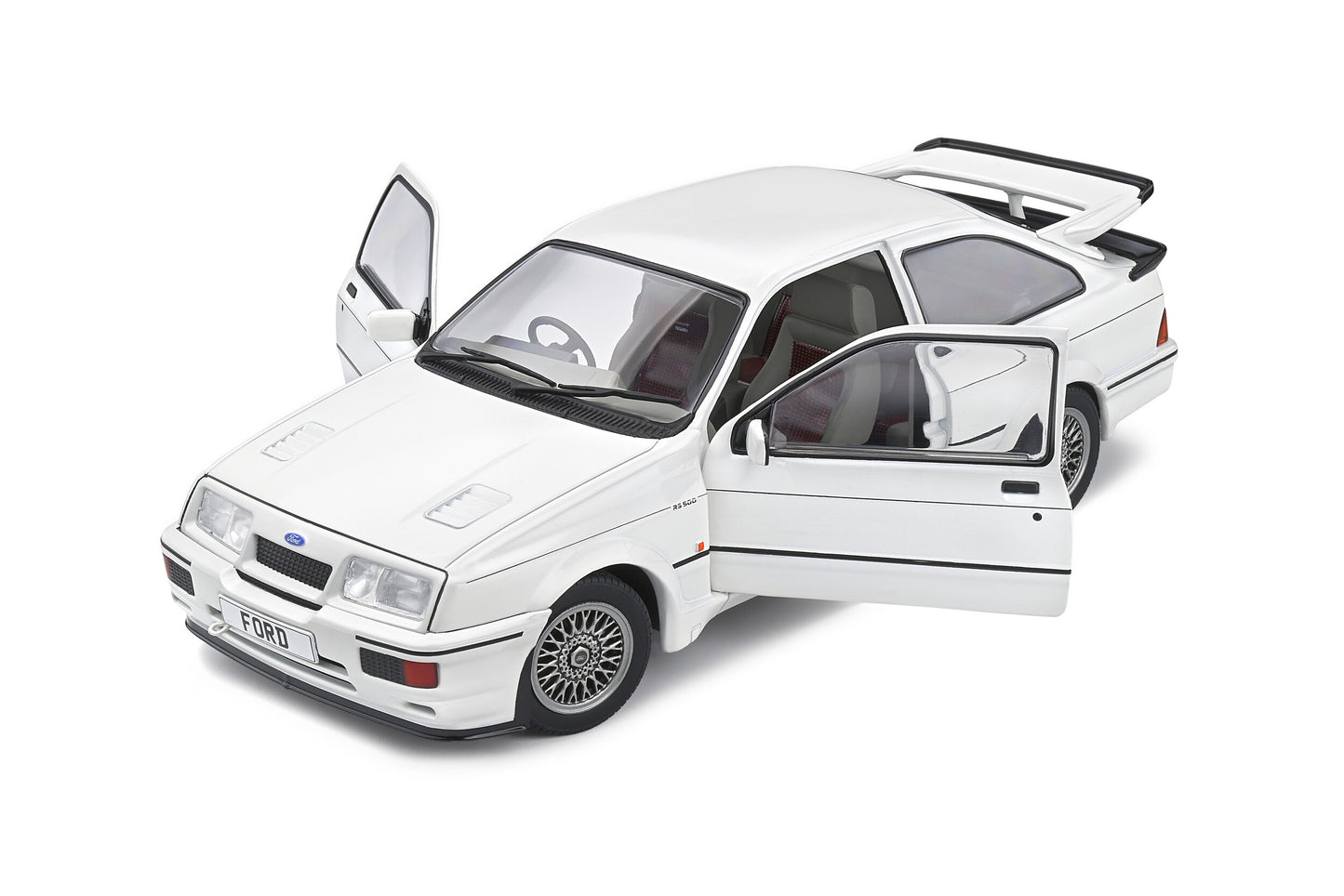 Macheta auto Ford Sierra RS500 (1987) 1:18 Solido