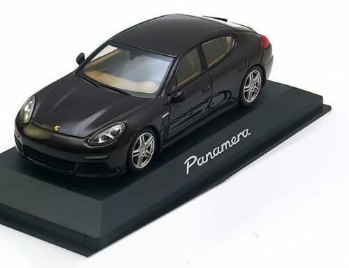 Macheta auto Porsche Panamera (2013) 1:43 Minichamps