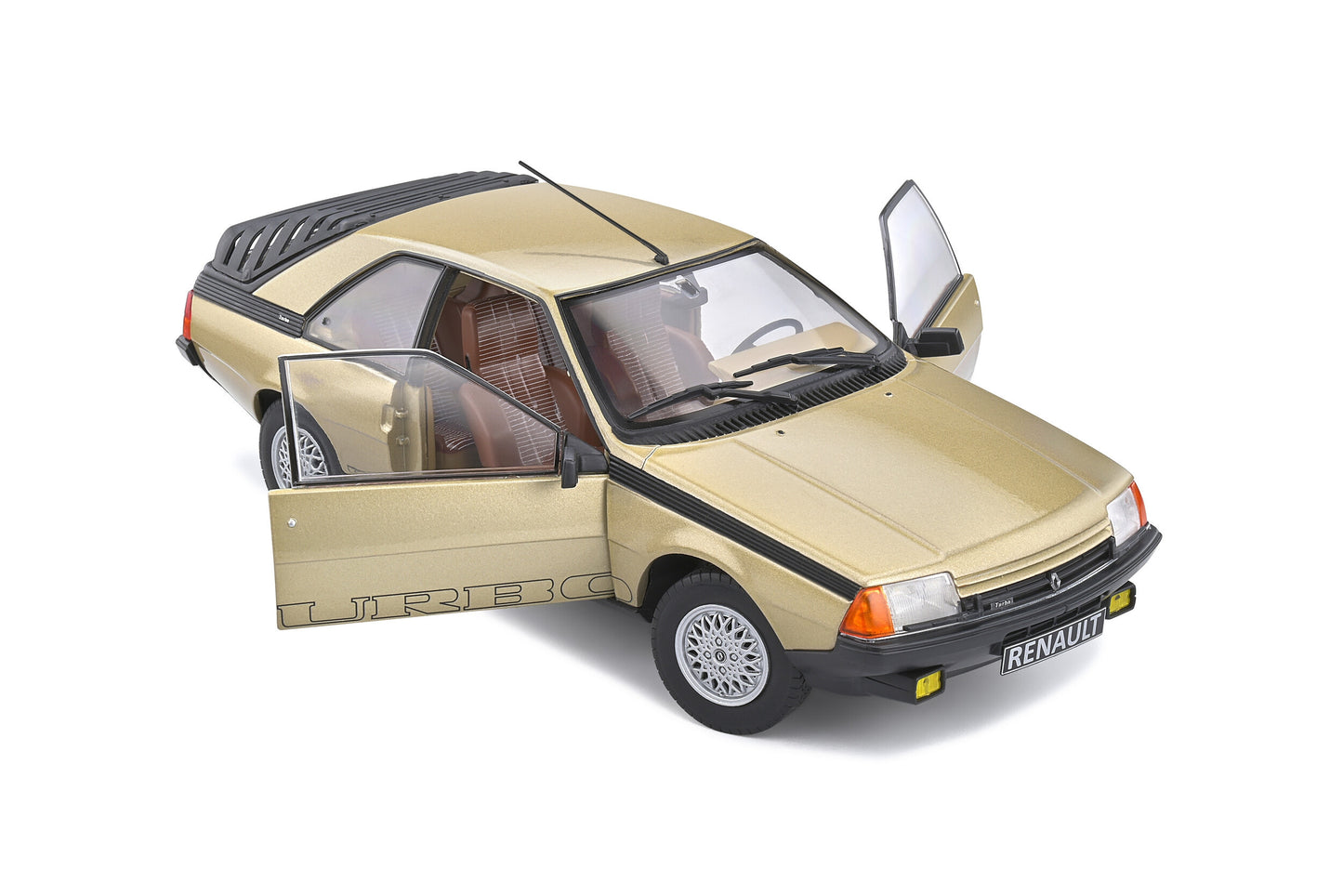 Macheta auto Renault Fuego Turbo Sepia (1980) 1:18 Solido