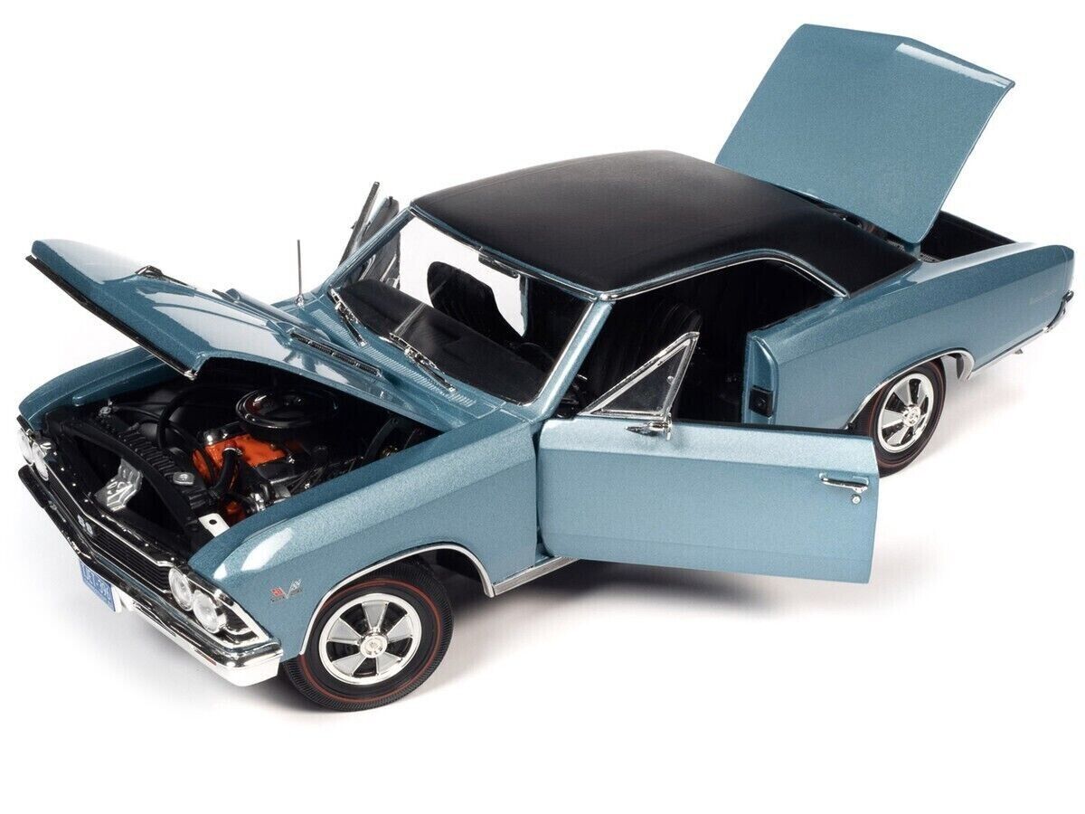 Macheta auto Chevrolet Chevelle SS 396 Hardtop (1966) 1:18 AutoWorld